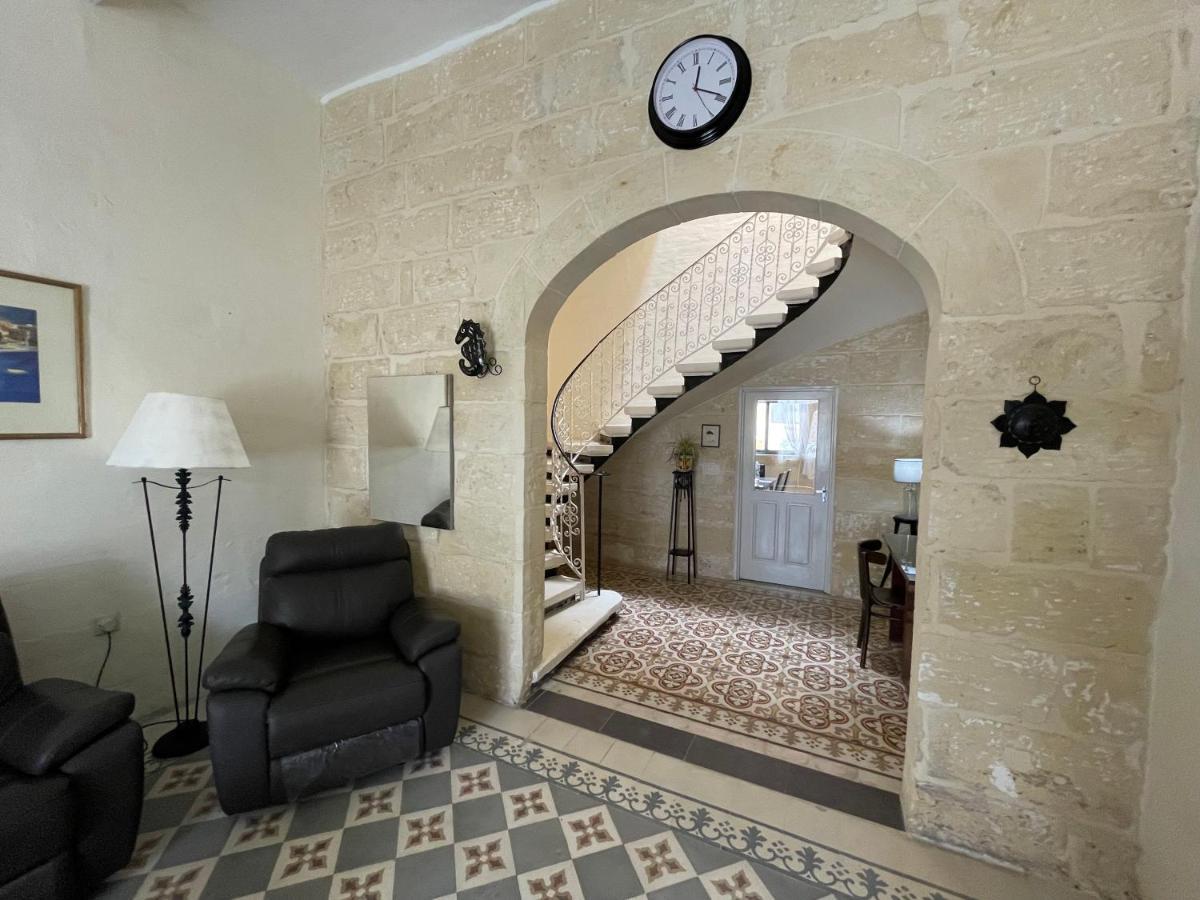 Penelope Townhouse Hotel Ghajn il-Kbira  Екстериор снимка
