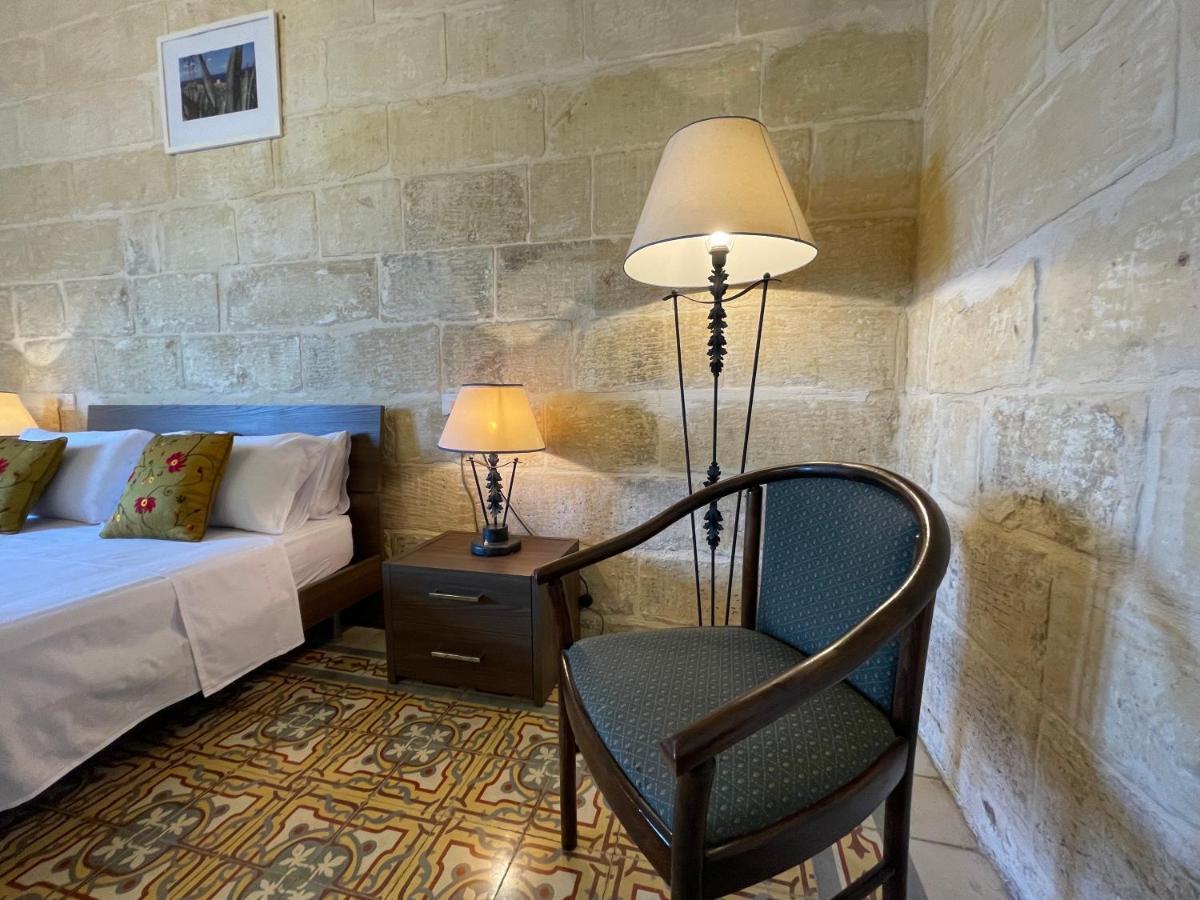 Penelope Townhouse Hotel Ghajn il-Kbira  Екстериор снимка
