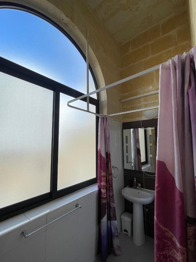 Penelope Townhouse Hotel Ghajn il-Kbira  Екстериор снимка
