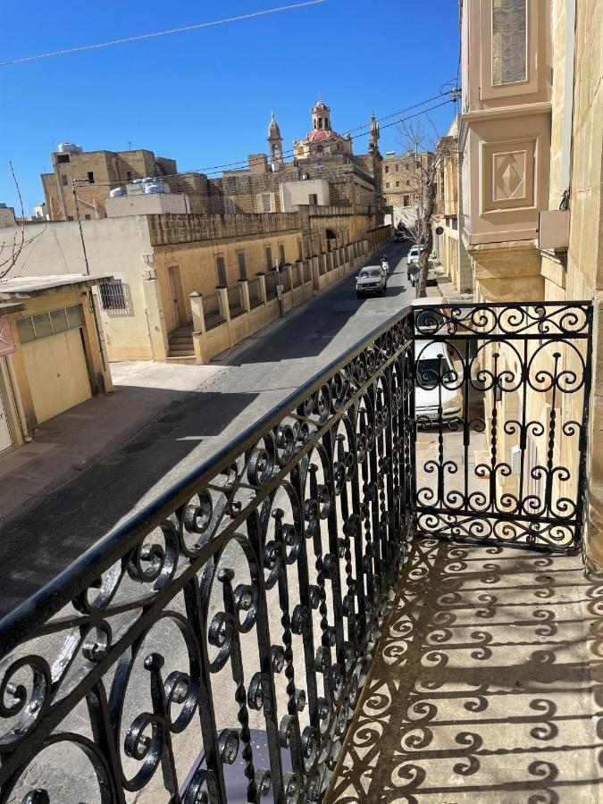 Penelope Townhouse Hotel Ghajn il-Kbira  Екстериор снимка
